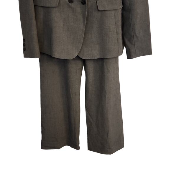 Tahari Gray Two Piece Womens Suit, Size 6 - Picture 4 of 13